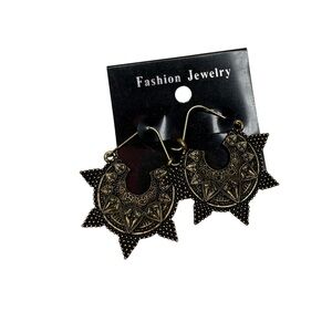 Gold and black fashion  Earrings